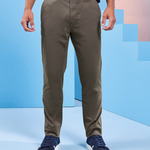 Men's Classic fit chinos