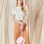 EarthAware® Organic Spring Wristlet