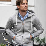 Williamsburg – fashionable hooded sweatshirt